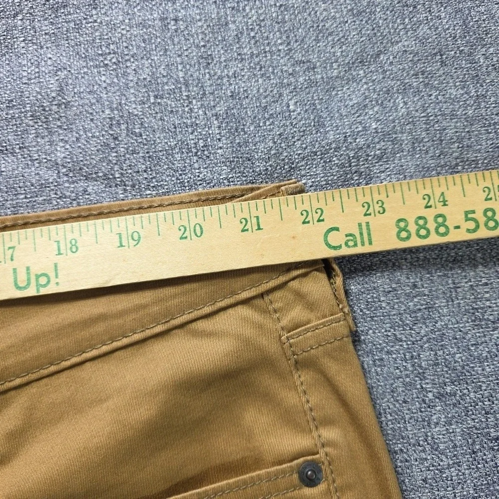 Levis